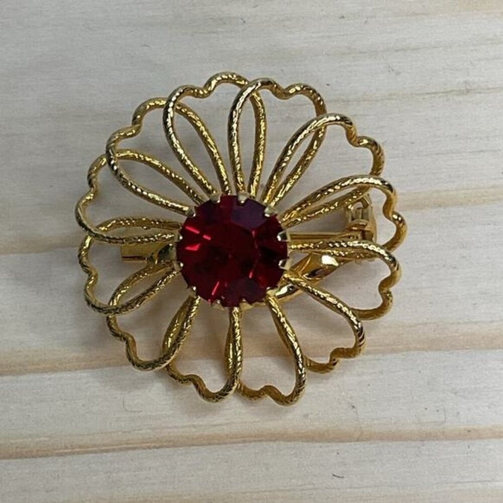 Vintage Gold Tone Flower Brooch With Red Rhinestone Center
